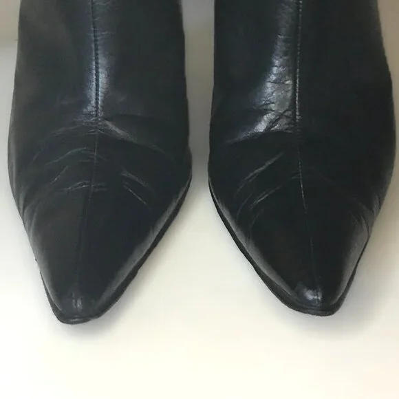 MANOLO BLAHNIK Black Leather Point Toe Ankle Boots 💋 SIZE 38 - Picture 7 of 16